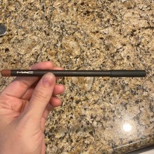 MAC strip down lip liner